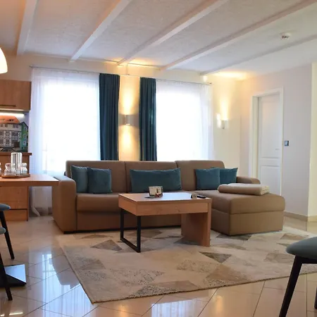 Garni  Am Domplatz Hotel