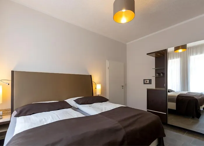 Garni  Am Domplatz Hotel