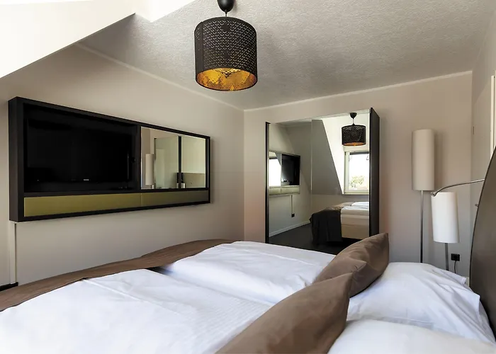 Garni  Am Domplatz Hotel 3*